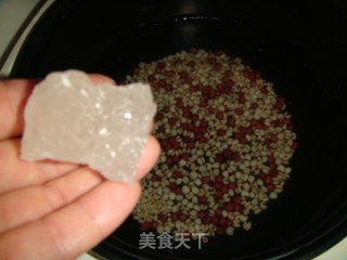 夏季养生汤---薏仁红豆汤的做法步骤：4