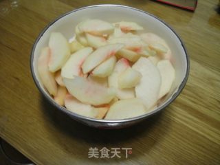 胎菊蜜桃凉品的做法步骤：2