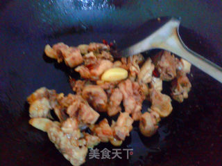 新吃法---鸡腿炖黄瓜的做法步骤：3