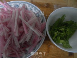 清炒芡实梗的做法步骤：2