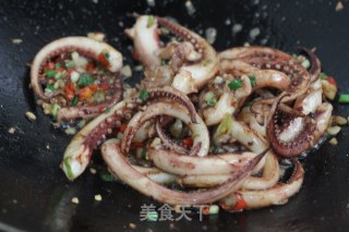 段段烧鱿鱼的做法步骤：3