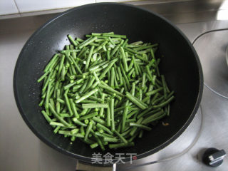 豆角焖面的做法步骤：3
