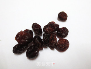 桃胶银耳雪梨羹的做法步骤：6