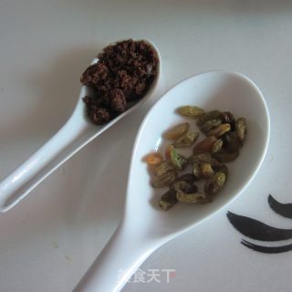 红糖冰凉粉的做法步骤：1
