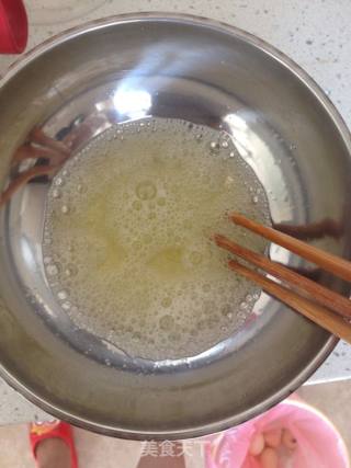 自制蛋糕[电饭锅即可]的做法步骤：1