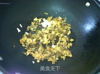 梅菜炒芥兰的做法步骤：5