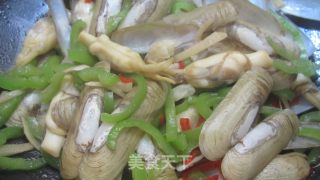 尖椒爆蛏的做法步骤：5