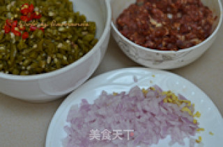 肉末酸豆角的做法步骤：2