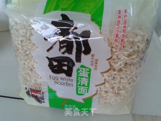黑木耳香菇肉酱面——私家菜的做法步骤：1