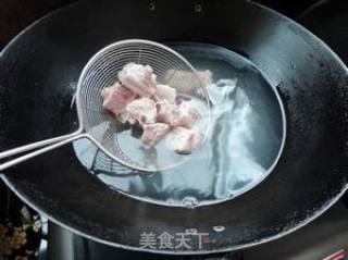 排骨炆南瓜的做法步骤：2