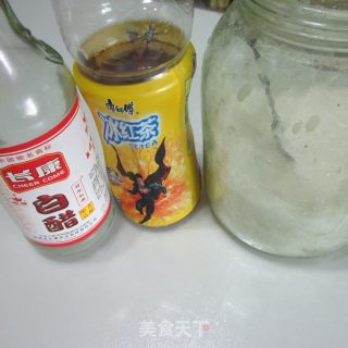 红茶冰凉粉的做法步骤：1