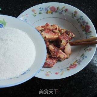 青豆米粉肉的做法步骤：4