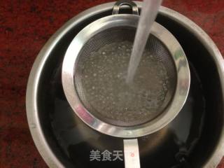 [自制] 夏天冰凉凉的甜品「椰汁西米糕」的做法步骤：2