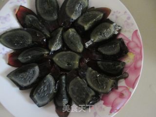 凉拌皮蛋的做法步骤：2