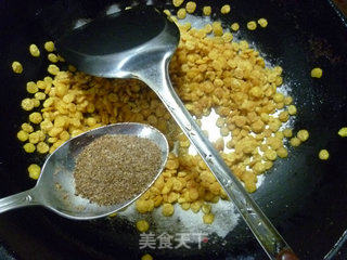 椒盐玉米片小锅巴的做法步骤：4