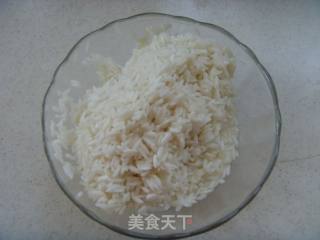 味浓甘香---腊味煲仔饭的做法步骤：1