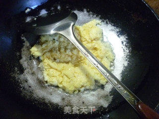 韭菜花茭白炒鸡蛋的做法步骤：8