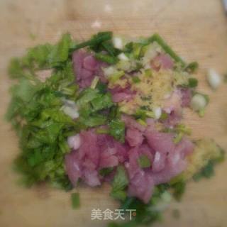 鲜虾小馄饨的做法步骤：2
