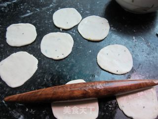 油渣煎饼的做法步骤：7