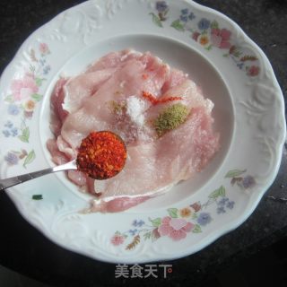 煎肉片的做法步骤：3