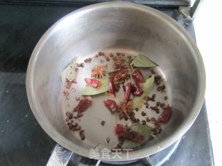 肉末酸豆角的做法步骤：1