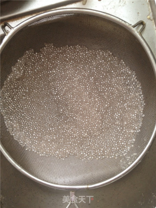 港式甜品----芒果西米露的做法步骤：3
