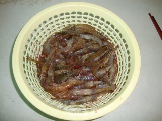 【香辣椒盐虾】-----天然的补钙食品的做法步骤：1