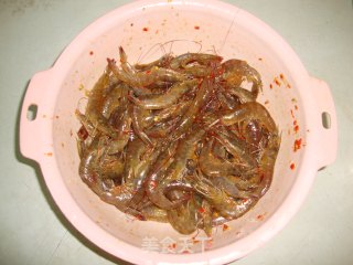 【香辣椒盐虾】-----天然的补钙食品的做法步骤：2