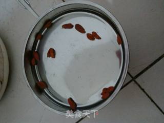 无油凉拌黄瓜蒸蛋的做法步骤：2