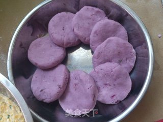 糯香紫薯饼的做法步骤：2