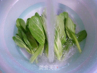 菜芯排骨年糕汤的做法步骤：5