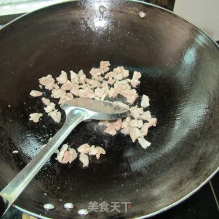 猪肉油豆腐炒四季豆的做法步骤：3