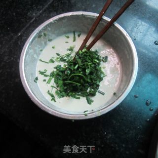 韭菜煎饼的做法步骤：3