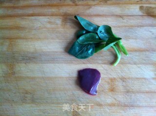 宝宝辅食-猪肝青菜颗粒面的做法步骤：1
