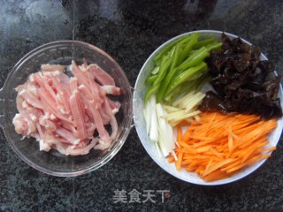 鱼香肉丝的做法步骤：3