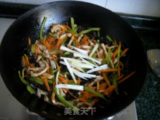 鱼香肉丝的做法步骤：13