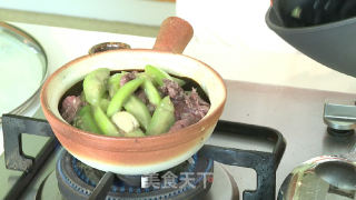 丝瓜牛肉煲的做法步骤：5