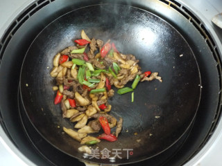 蚝油杏鲍菇肉丝的做法步骤：8
