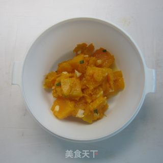 五香南瓜饼的做法步骤：1
