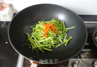 【蒜末空心菜】的做法步骤：5