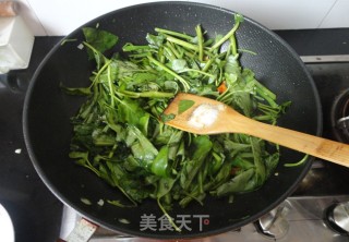 【蒜末空心菜】的做法步骤：7