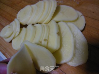 土豆煎的做法步骤：2