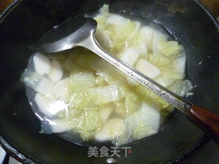 上汤大白菜皮蛋年糕的做法步骤：10