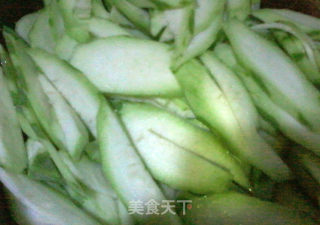 家常丝瓜炒鸡蛋的做法步骤：3