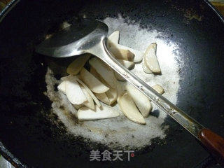 煎鸡蛋杏鲍菇菠菜年糕汤的做法步骤：8
