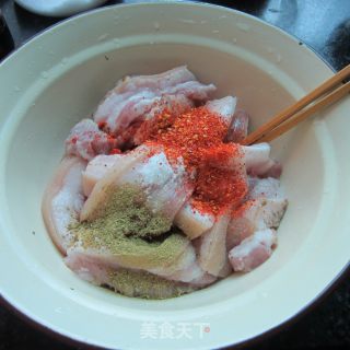油焖香辣五花肉的做法步骤：6