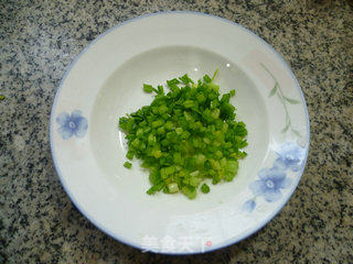 香芹玉米面煎饼的做法步骤：5