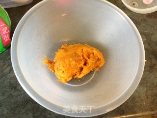 红薯饼的做法步骤：1