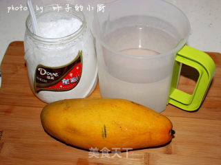 健康果汁自己做---芒果汁的做法步骤：1