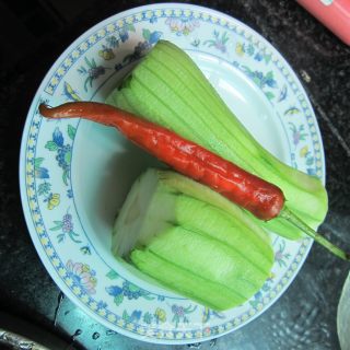 美味丝瓜片的做法步骤：1